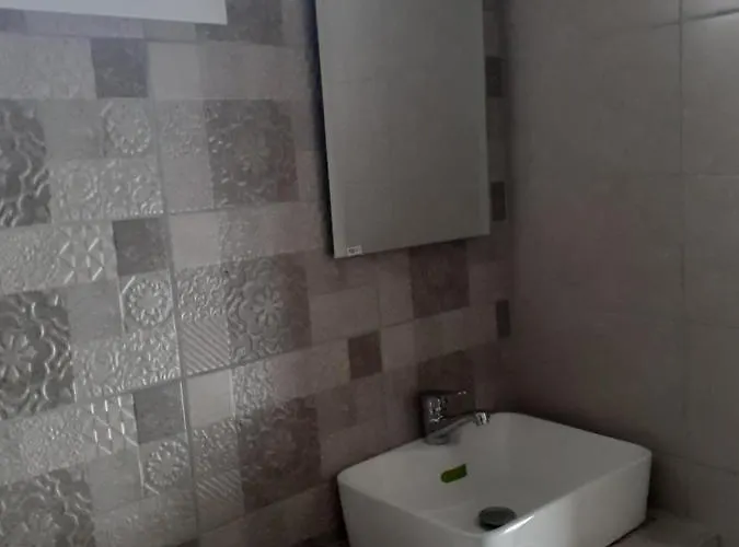 Diane Luxury Apartmanhotel *